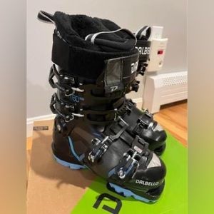 Dalbello Ski Boots- Brand New